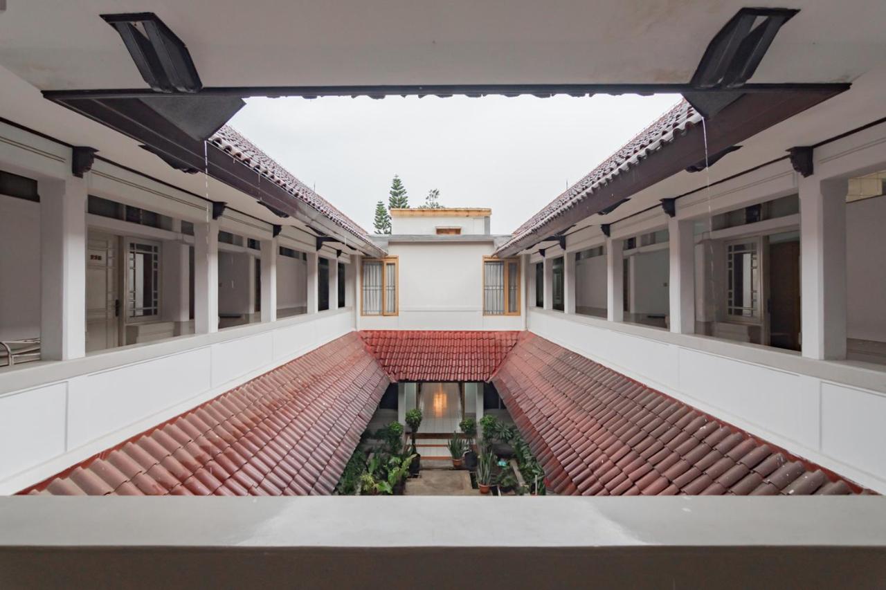 Hotel Koolkost Near Bandung Station Zewnętrze zdjęcie