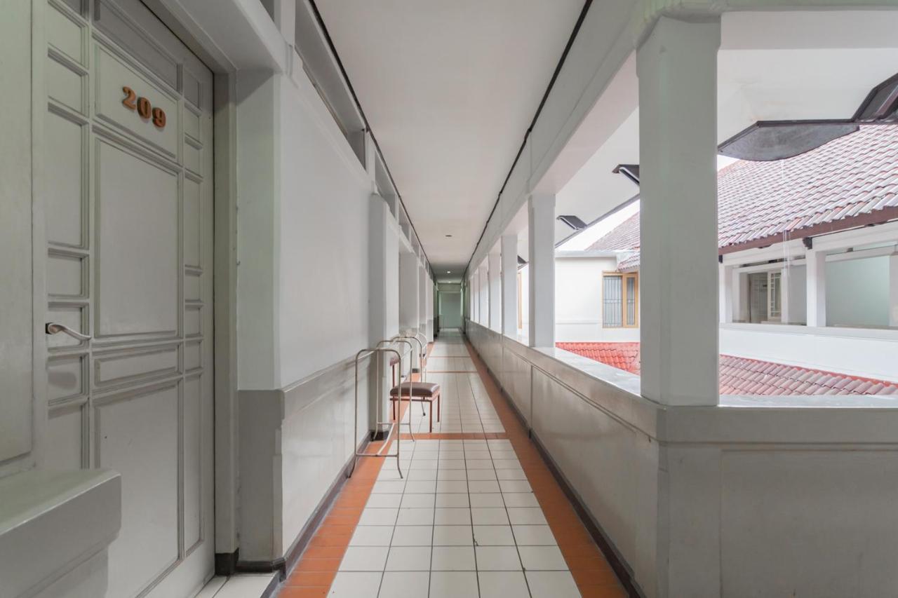 Hotel Koolkost Near Bandung Station Zewnętrze zdjęcie