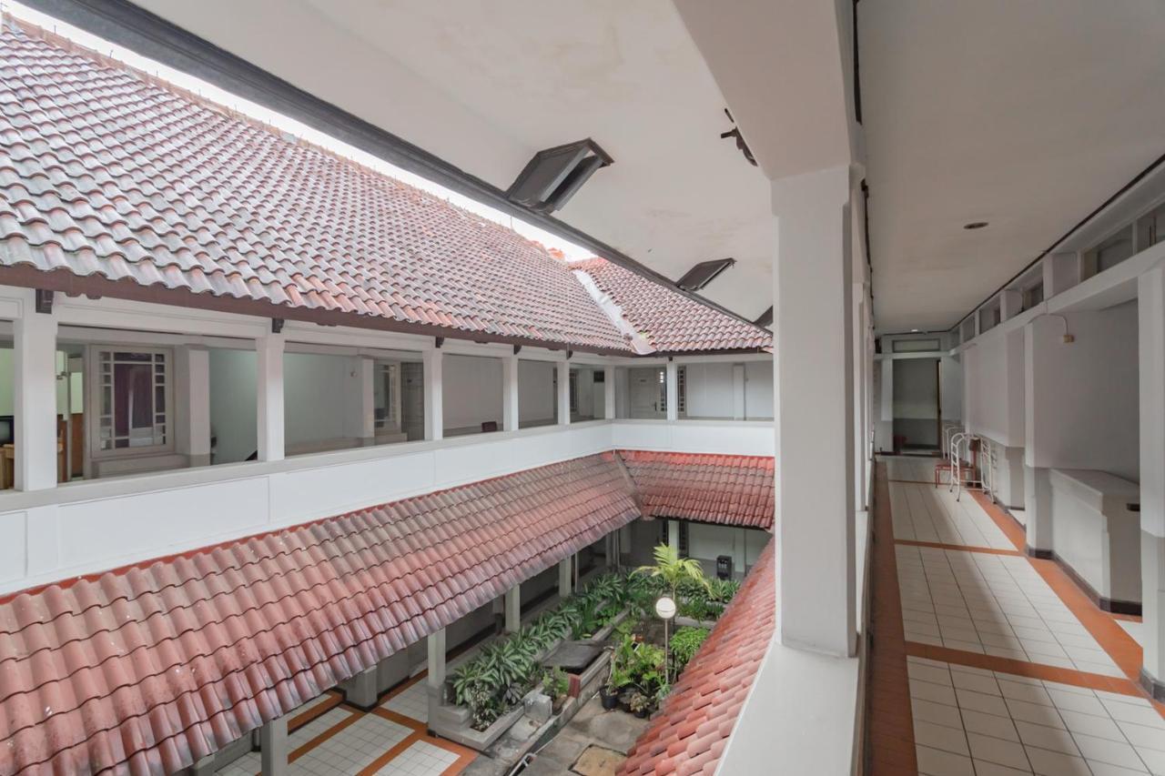 Hotel Koolkost Near Bandung Station Zewnętrze zdjęcie