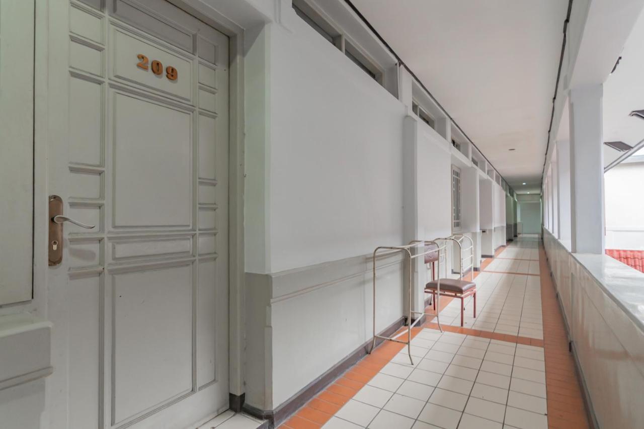 Hotel Koolkost Near Bandung Station Zewnętrze zdjęcie